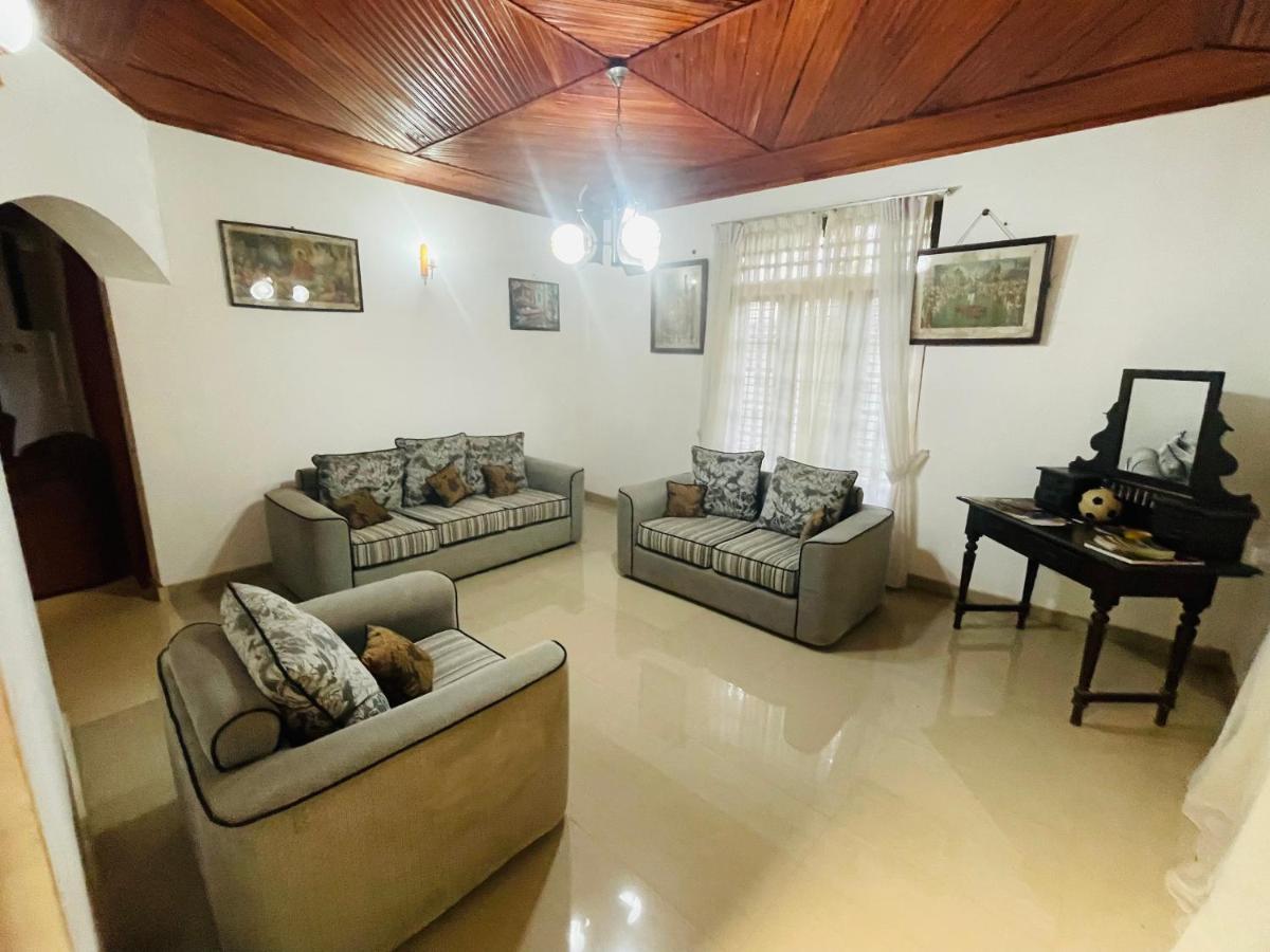 Mangala Lodge Kurunegala Luaran gambar